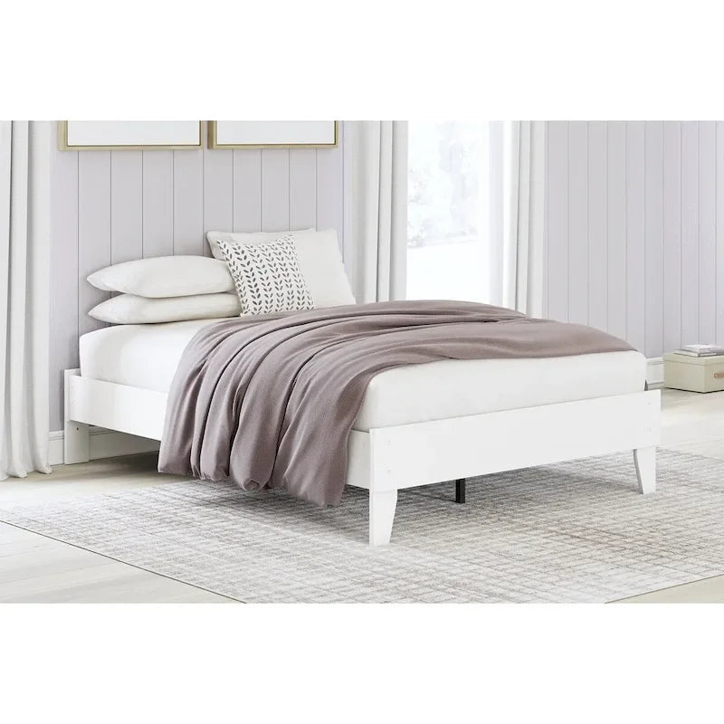 Signature Design by Ashley Hallityn White Full Platform Bed
